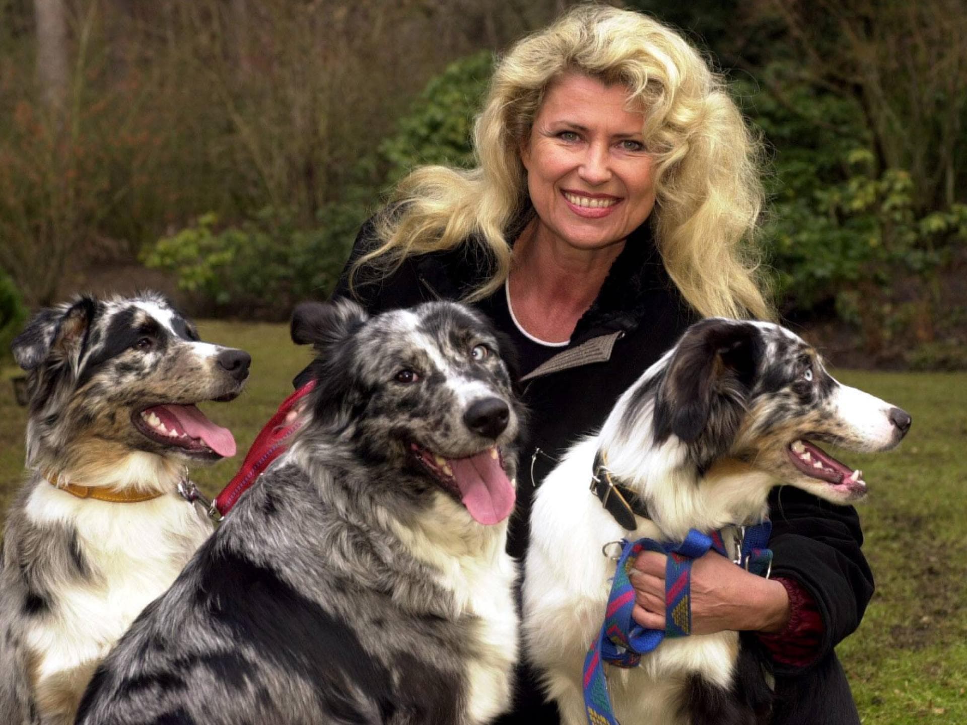 Dagmar Wöhrl jünger mit Hunden