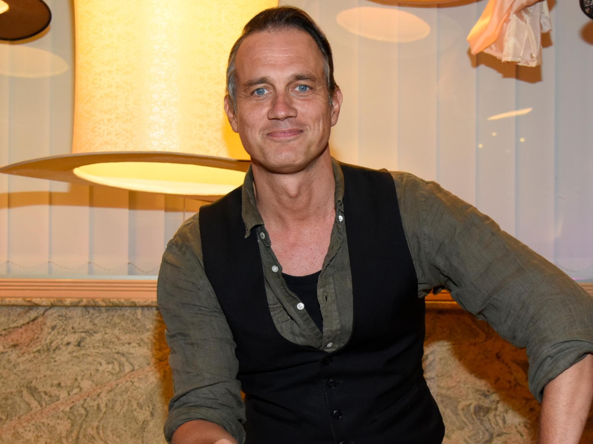 Ralf Bauer mit Weste