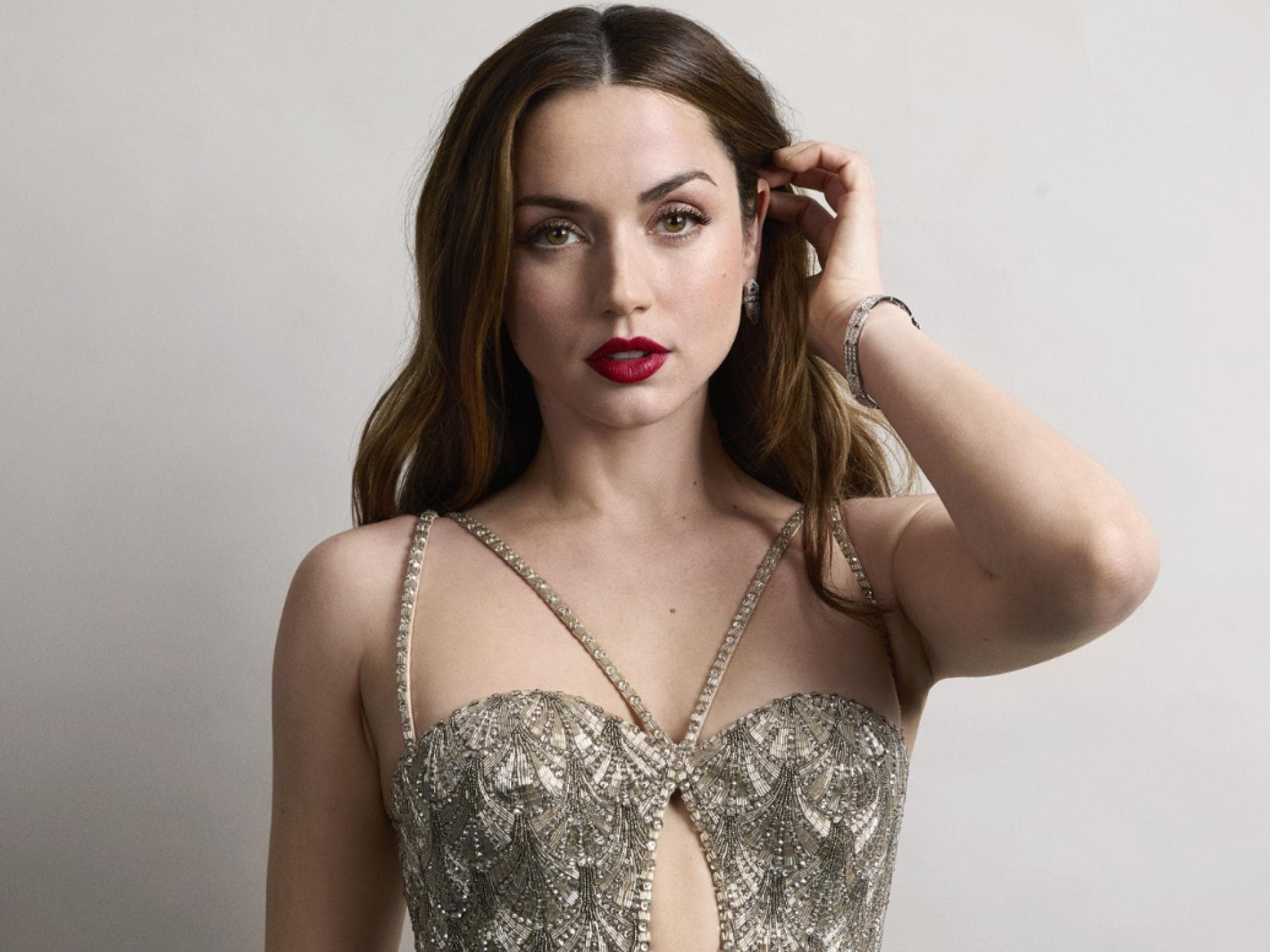 Ana de Armas Mascara Ana de Armas für Estée Lauder