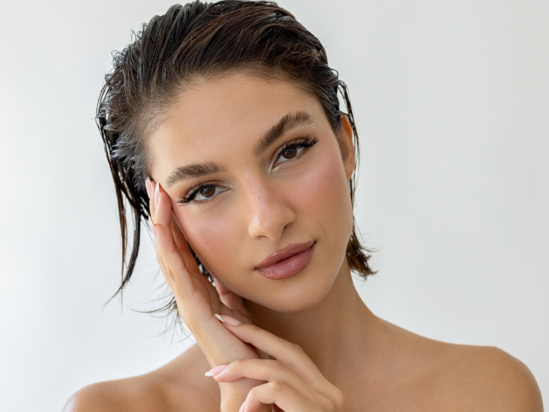Make-up CC Cream Frau mit schöner Haut