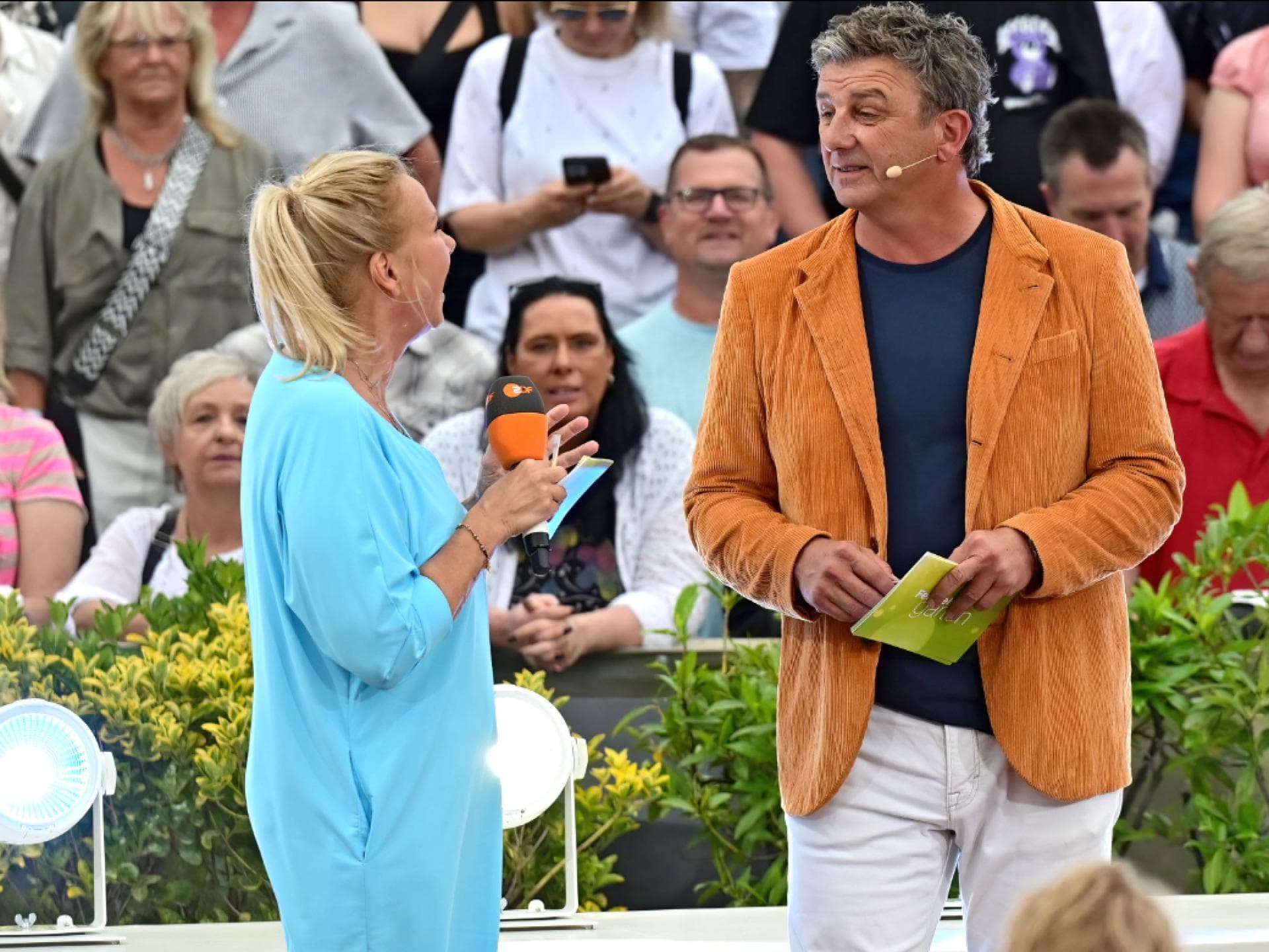 Hans Sigl im ZDF-Fernsehgarten mit Andrea Kiewel