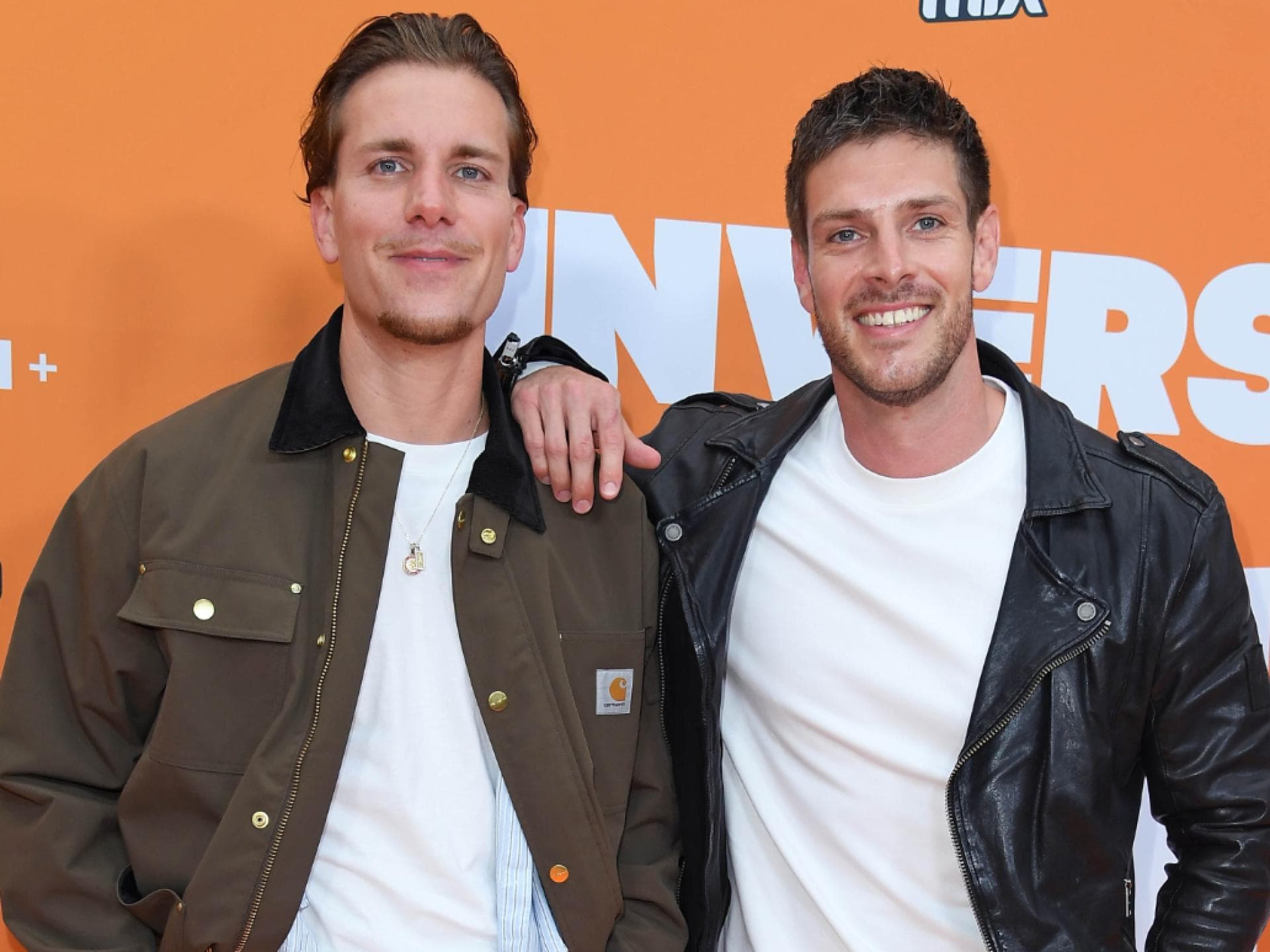 Felix Stein mit Martin Braun im Arm