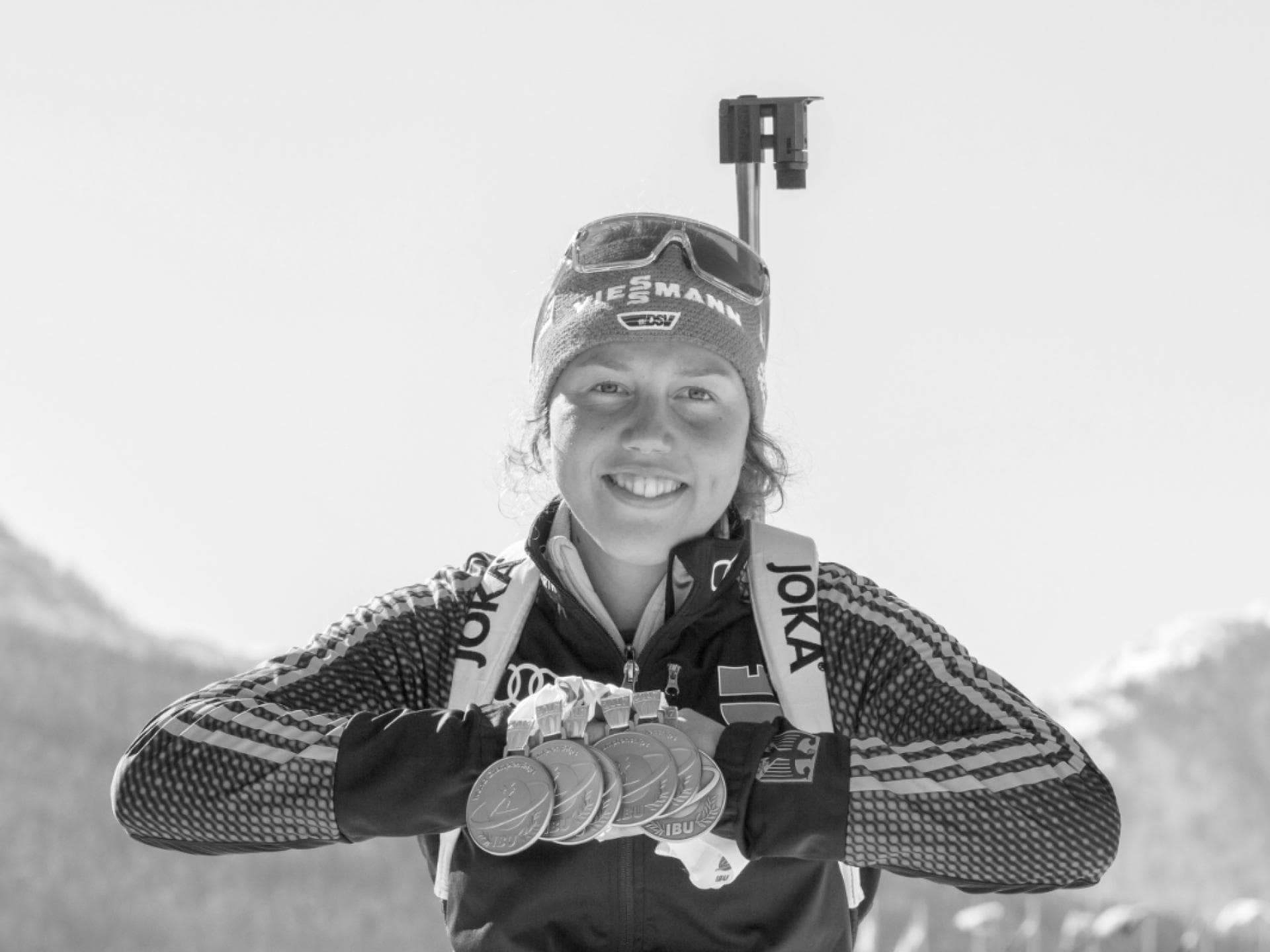 Laura Dahlmeier in Ski-Kleidung