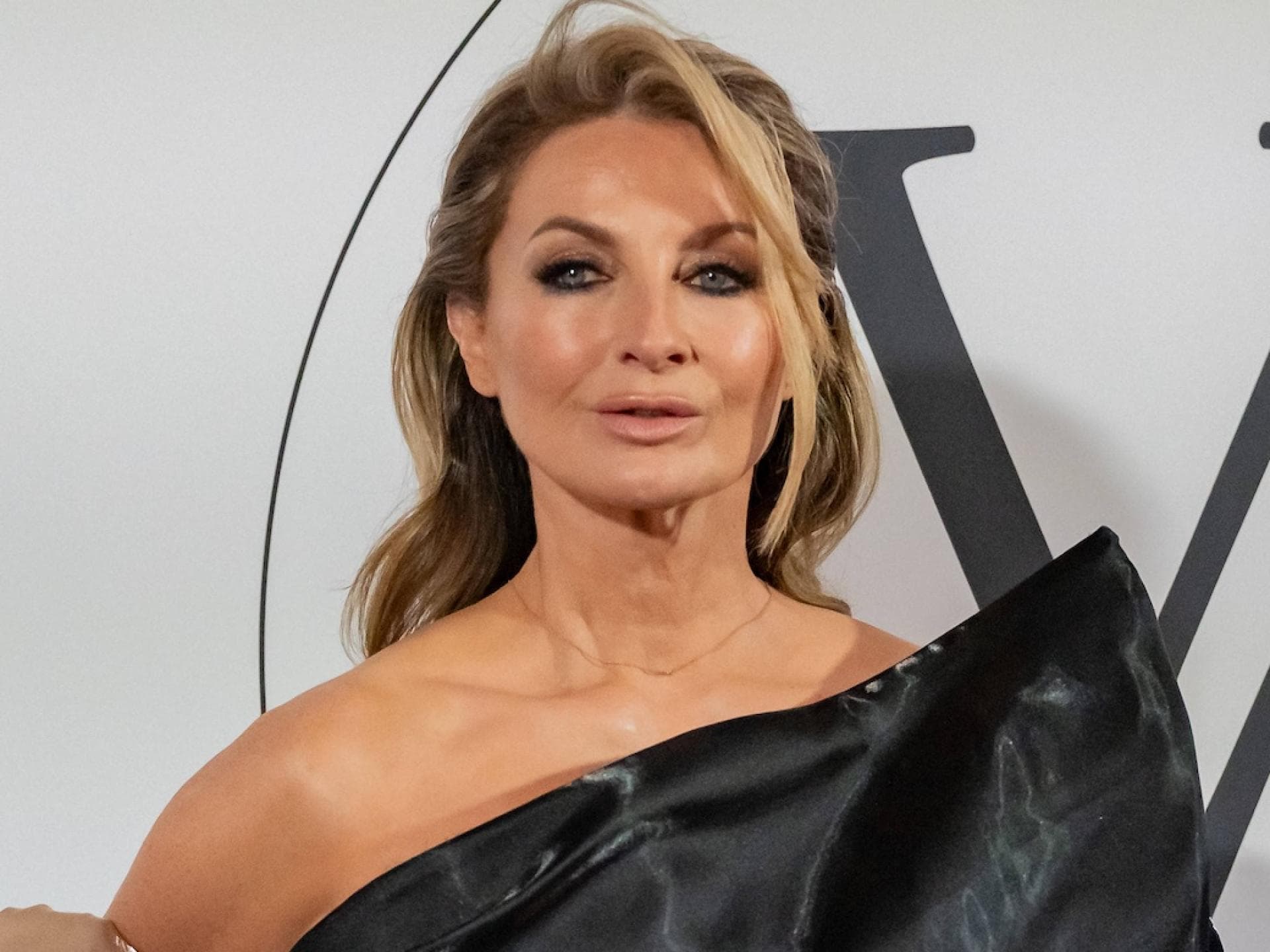 Frauke Ludowig Blick zur Seite