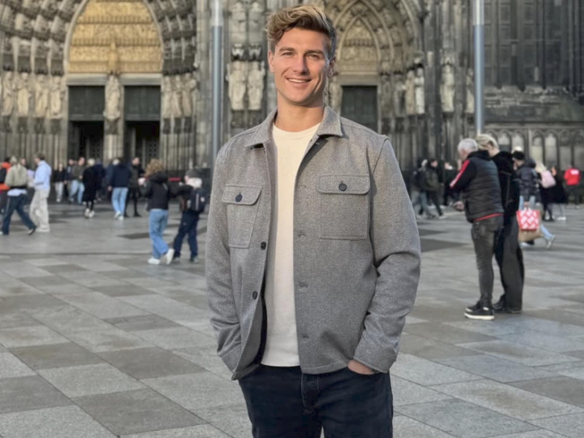 Friedrich Dieckmann vor Kölner Dom