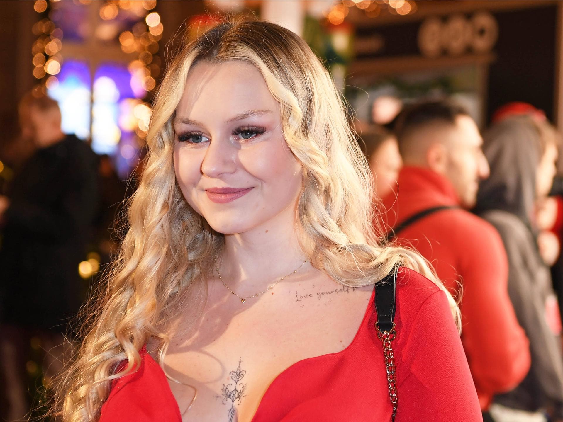 Sarah-Jane Wollny auf "Katy's Xmas Wonderland"-Party in Köln