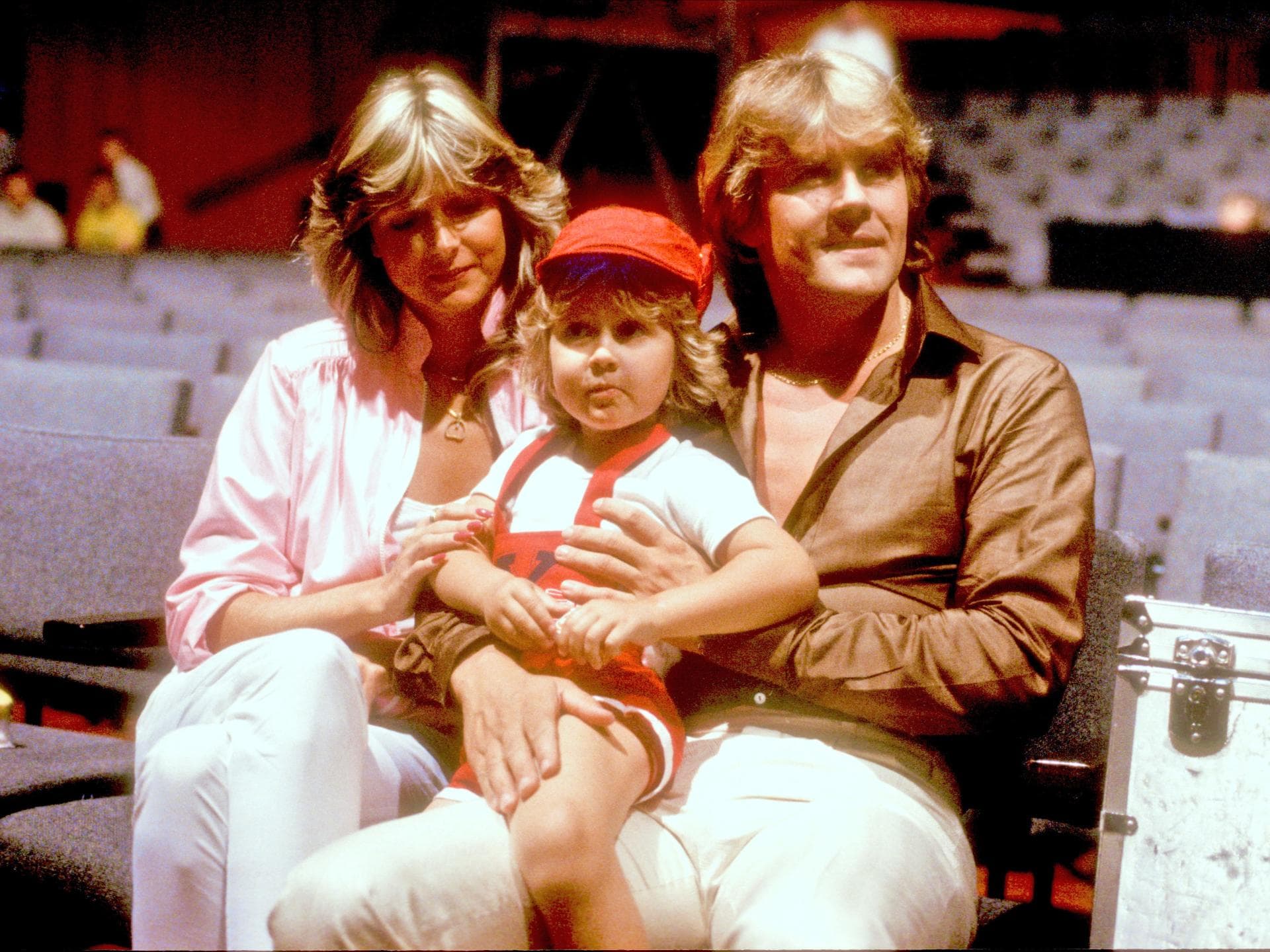 Howard Carpendale mit Ehefrau Claudia und Sohn Wayne 1980