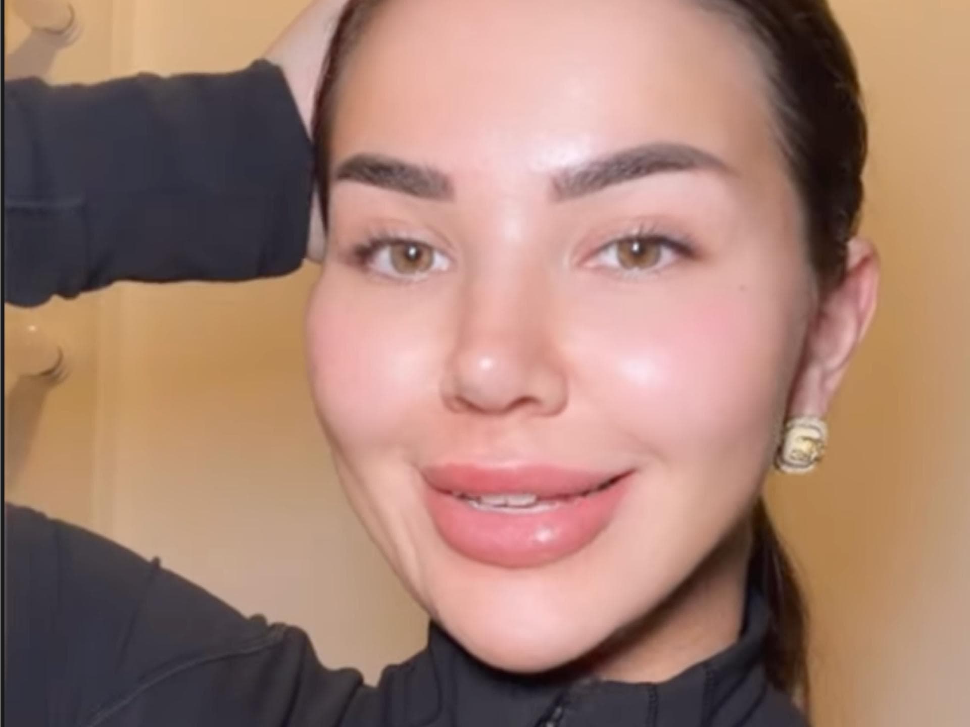 Kim Virginia Hartung guckt ratlos