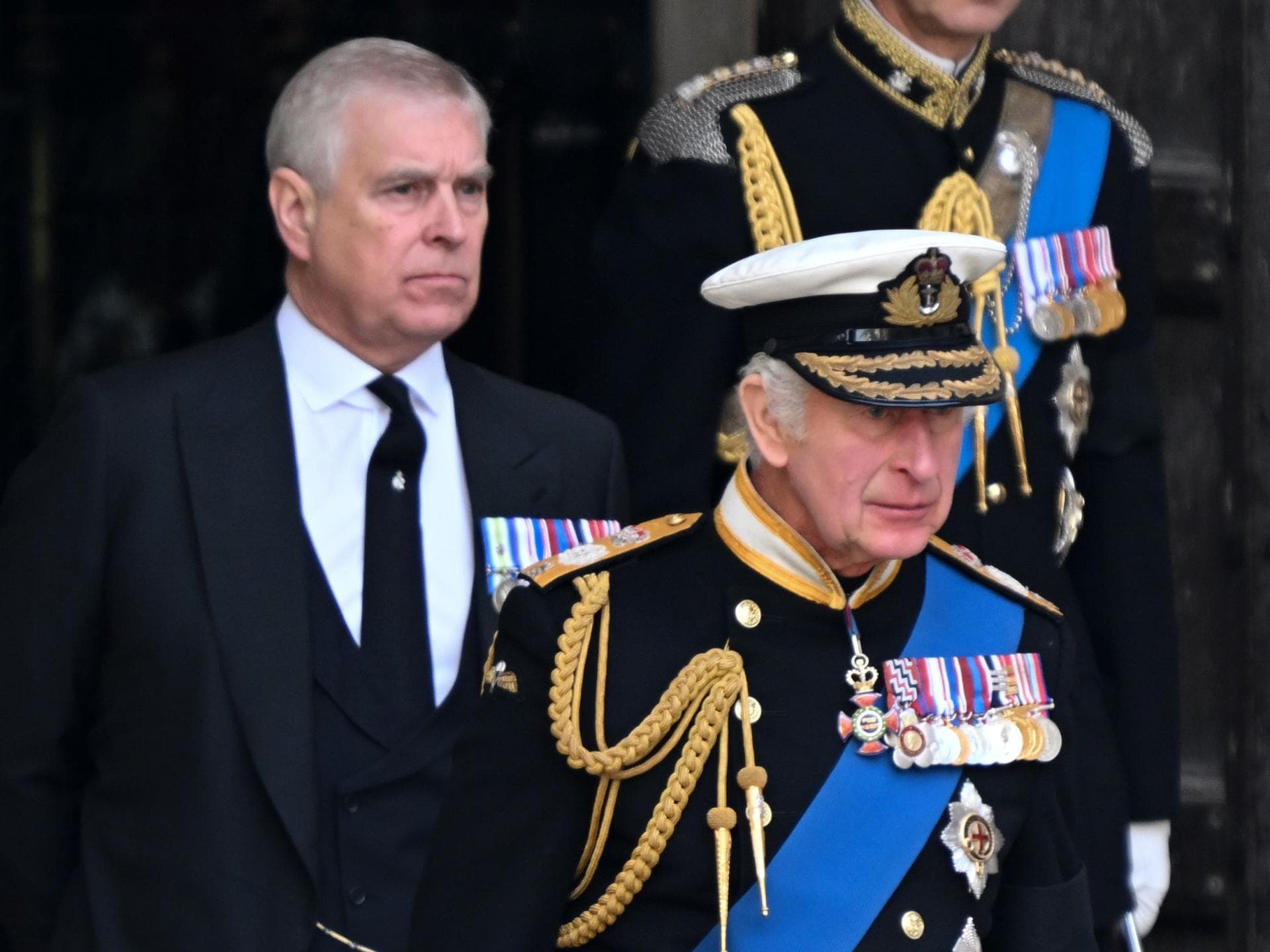 König Charles und Andrew Mountbatten-Windsor reden nicht mehr miteinander König Charles und Andrew Mountbatten-Windsor reden nicht mehr miteinander