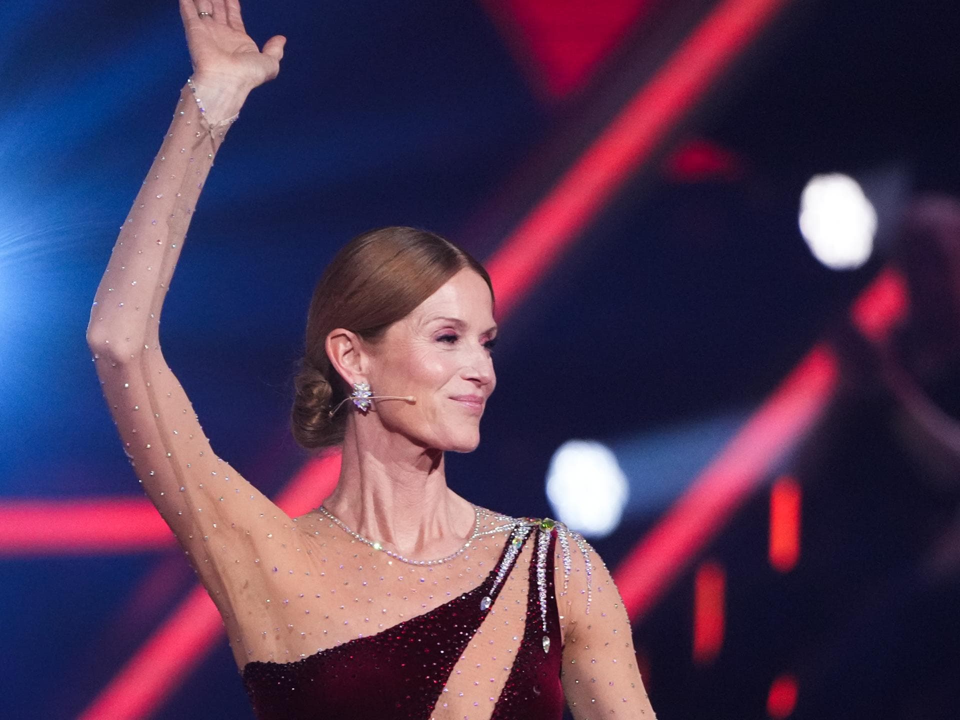 Esther Schweins muss "Let's Dance" wegen ihrer gebrochenen Rippen verlassen
