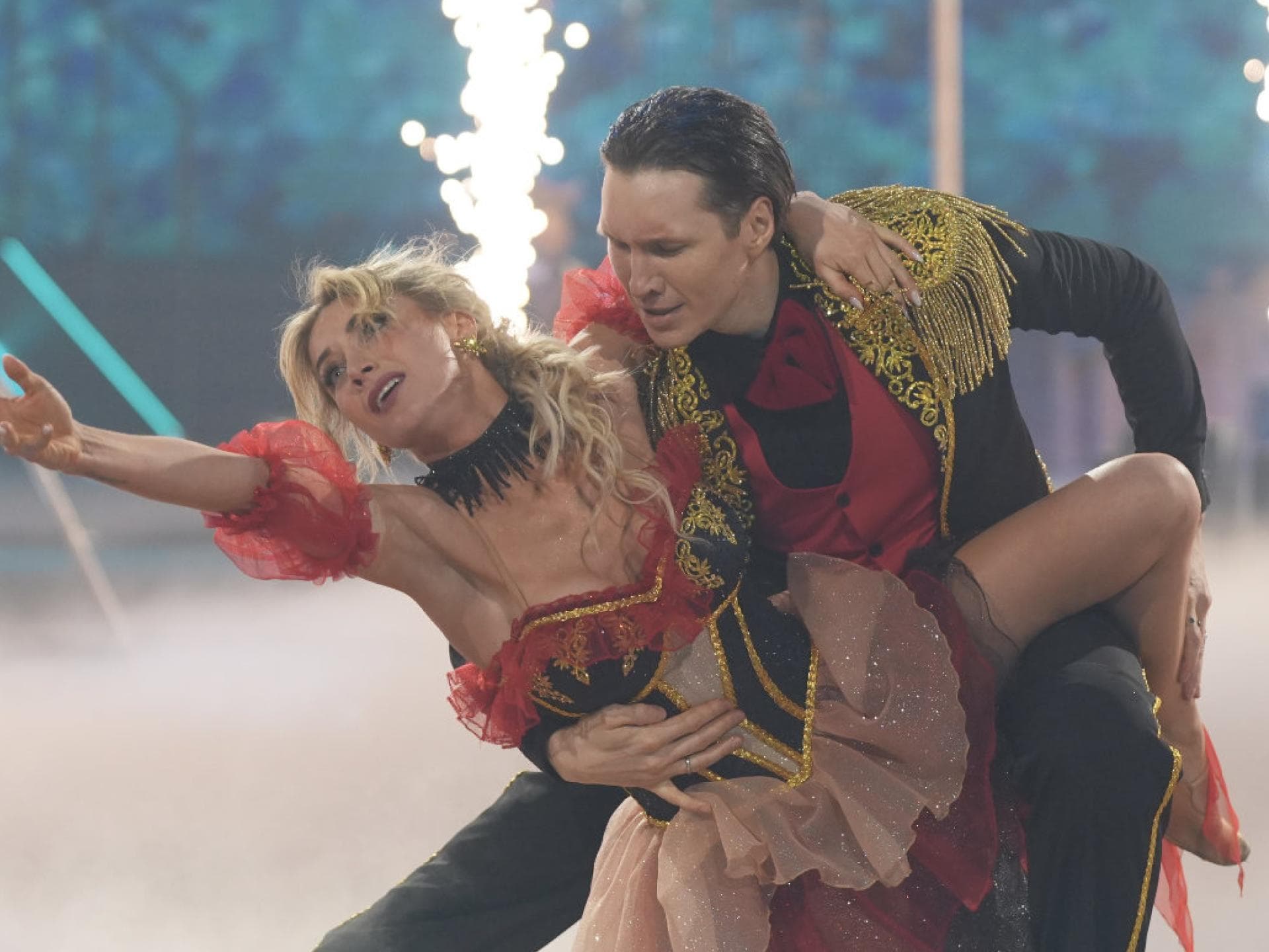 Anna-Carina Woitschack ist Dancing Star