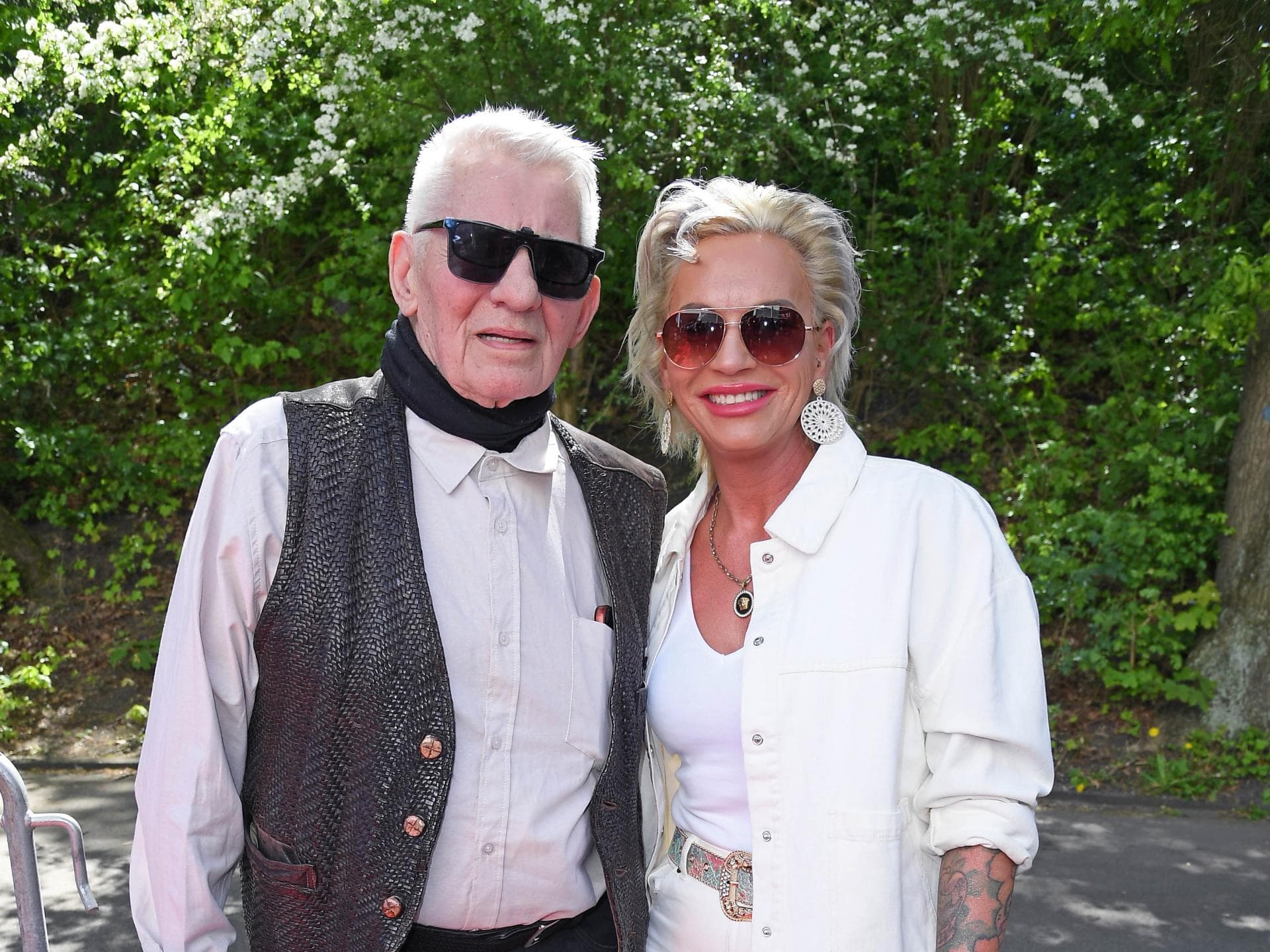 Heinz Hoenig mit Ehefrau Anika, Mai 2026