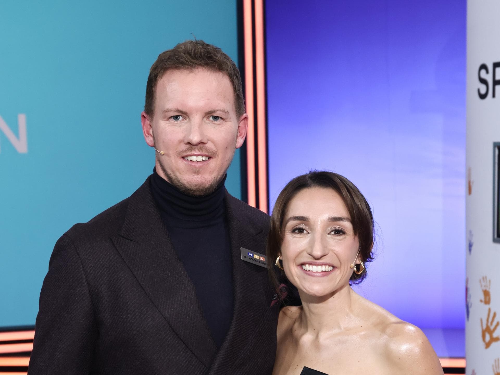 Nagelsmann und Ehefrau Lena strahlen