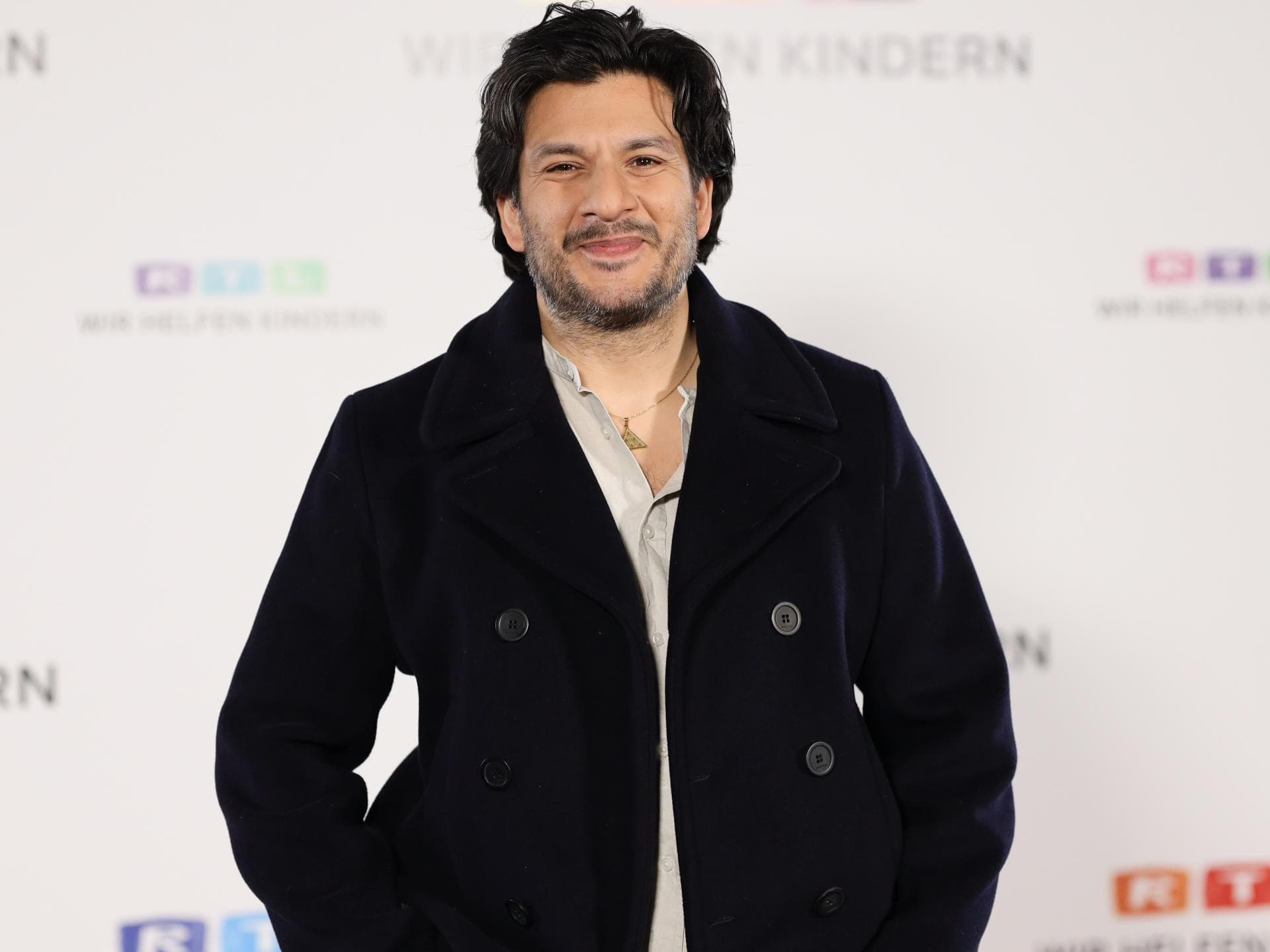 "Alles was zählt"-Star Francisco Medina blickt auf keine leichte Kindheit zurück