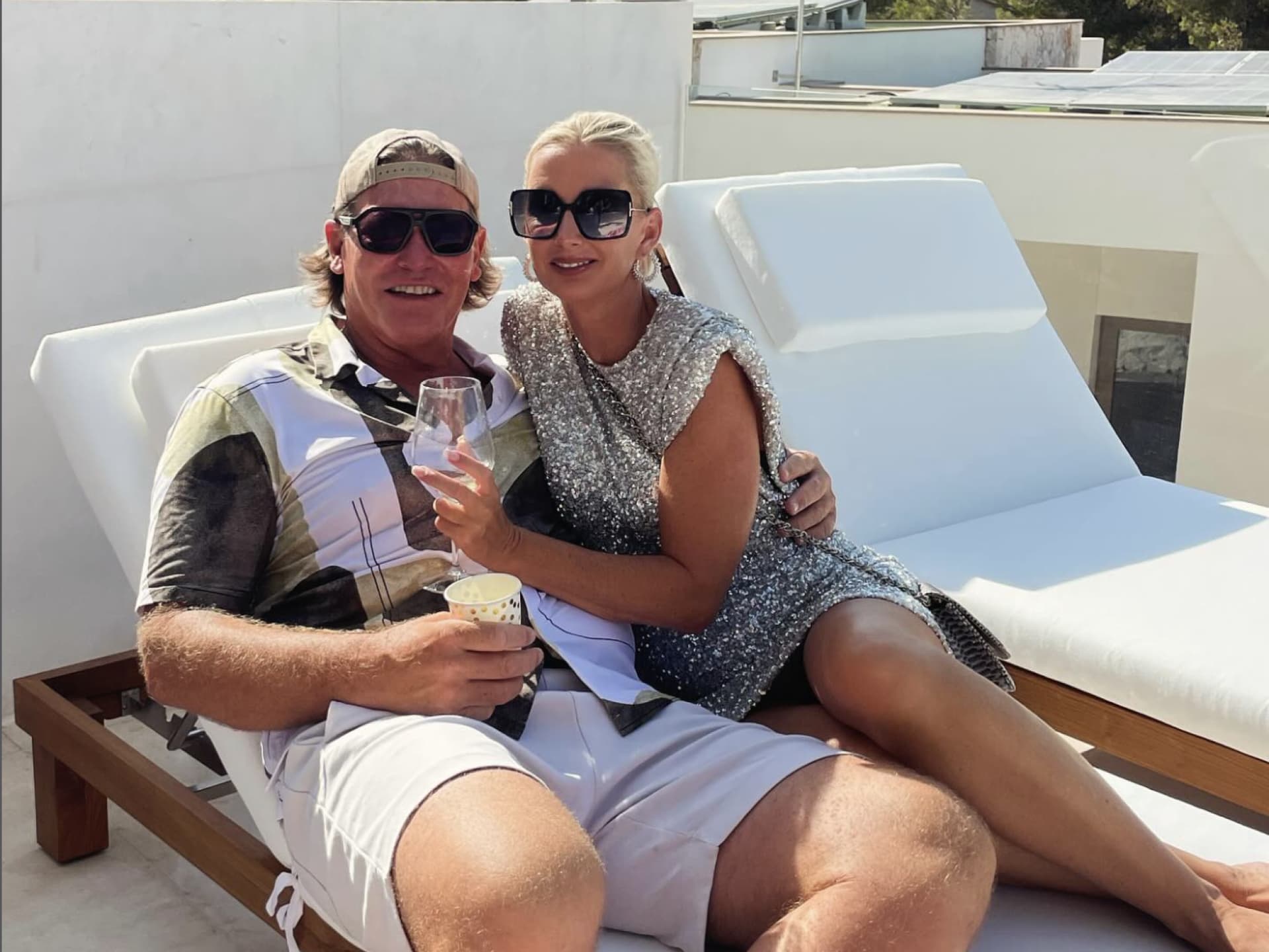 Peggy Jerofke mit Steff Jerkel auf Liegen
