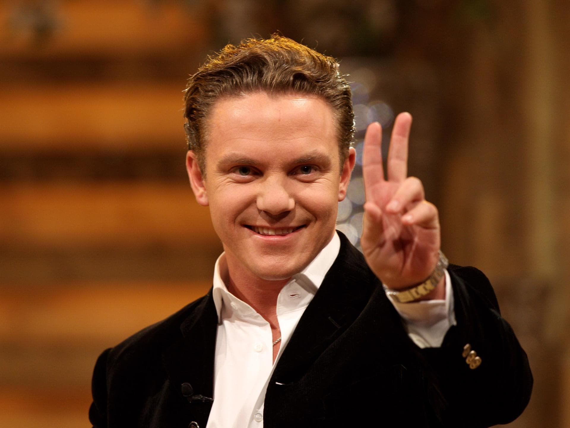 Stefan Mross Peace zeichen