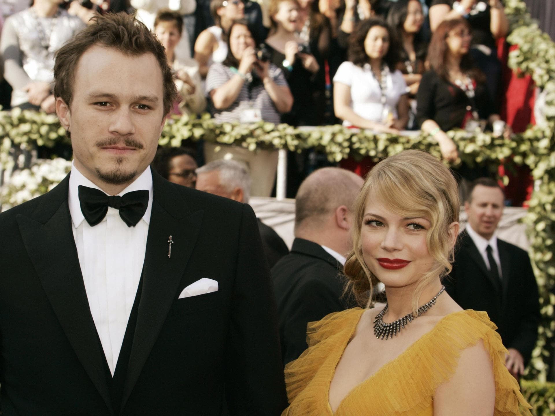 Heath Ledger und Michelle Williams posieren zusammen