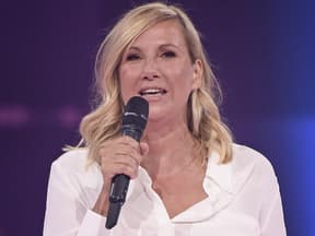 Andrea Kiewel moderiert "Kiwis große Partynacht"