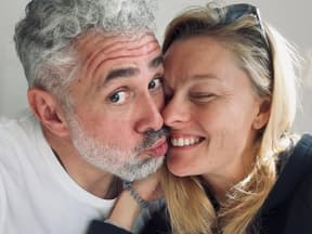 Roland Trettl & Miriam Höller kuscheln