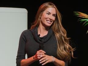 Anna-Maria Ferchichi auf Bühne