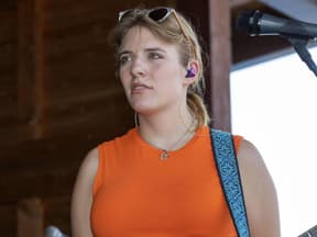 Johanna Mross traurig