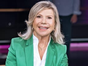 Marianne Hartl lächelt
