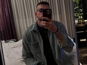 Serkan Yavuz macht Selfie