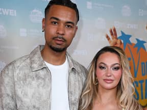 Fabrice Neda & Anitia Latifi posieren zusammen