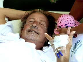 Thommy Schmelz im Krankenhausbett