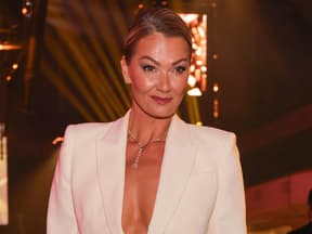 Franziska von Almsick mit tiefem Ausschnitt