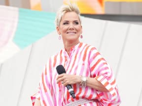 Inka Bause pinkes Streifenoutfit
