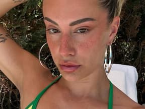 Lena macht Selfie