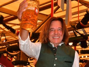 Jürgen Drews mit Bier