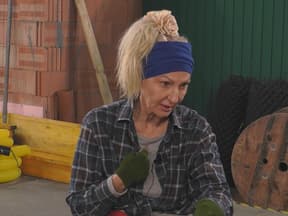 Désirée Nick schaut bei "Promi Big Brother" ernst