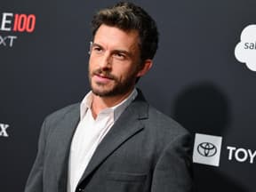 Jonathan Bailey ist "Sexiest Man Alive" 2025