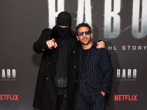 Haftbefehl und Elyas M'Barek auf dem roten Teppich