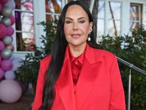 Natascha Ochsenknecht lächelt 