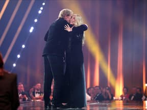 Thomas Gottschalk erntet für seinen Bambi-Auftritt mit Cher heftige Kritik