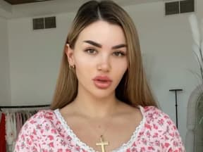 Kim Virginia hartung schaut traurig in die Kamera