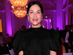 Marisa Burger lächelt