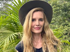 Mirja du Mont lächelt