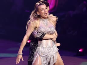 Anna-Carina Woitschack in erster Liveshow von Lets Dance