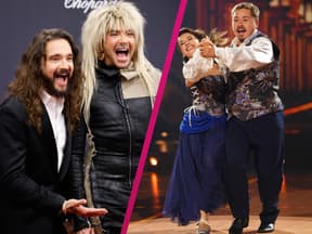 Tom Kaulitz und Bill Kaulitz lachen, Anastasia Maruster und Gustav Schäfer bei Let's Dance