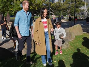 Herzogin-Meghan-Australien-2026-Mantel-Friends-with-Frank-OneOff-App-Skandal