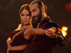 Esther Schweins beim Tango mit Massimo Sinato