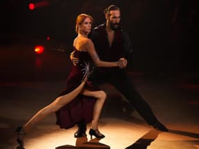 Esther Schweins und Massimo Sinato bei Let's Dance