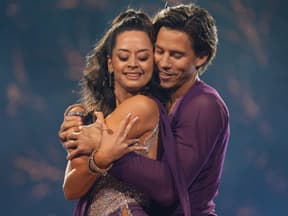 Joel Mattli und Malika Dzumaev bei Lets Dance