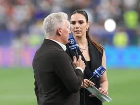 Bastian Schweinsteiger und Esther Sedlaczek bei WM-Moderation