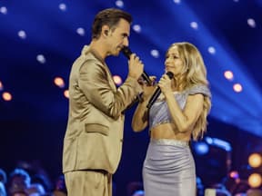 Florian Silbereisen und Michelle gemeinsam auf der Bühne beim "Schlagerboom"