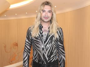 Bill Kaulitz im Zebra-Glitzer-Look